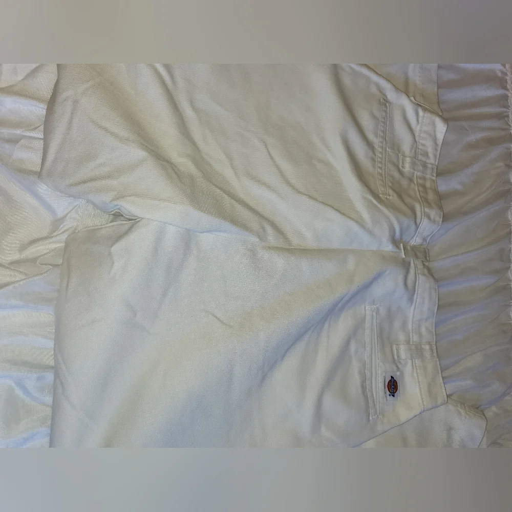 White Dickies Straight Leg - Picture 2 of 3